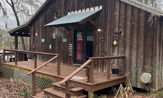 Verda House | Cinematic Lake house on Nantachie LakenLocated in Central Louisiana