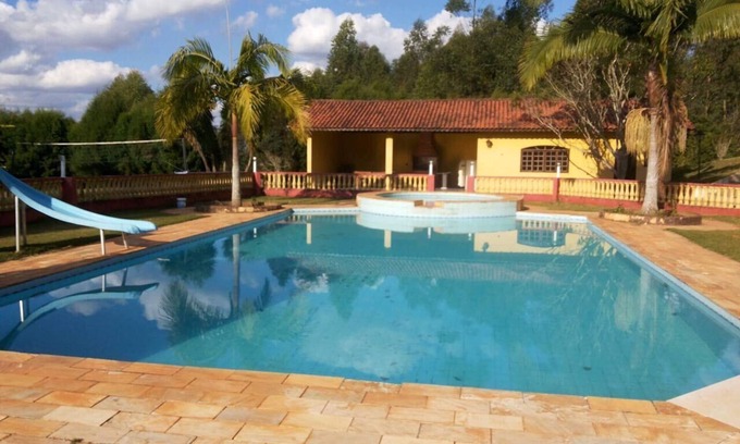 Ibiuna Cottage | CINEMATOGRAPHIC SITE IN IBIÚNA - comfortably accommodates up to 60 people