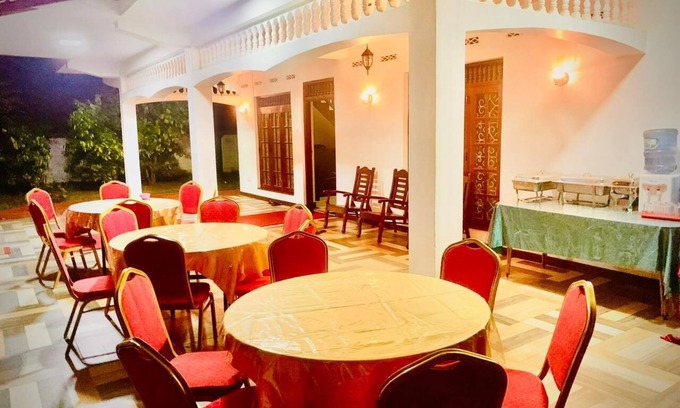 Anuradhapura House | Cinnamon Tree