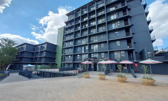 Lynnwood Ridge Apartment | Circa-lux