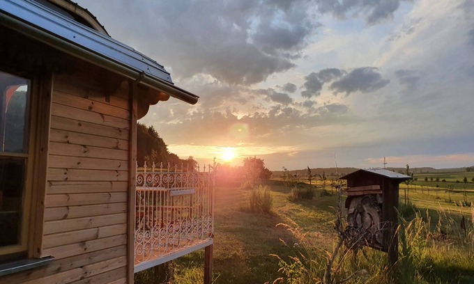 Waldbeuren House | Circus wagon "Villa Abendrot", the other way to spend your vacation.