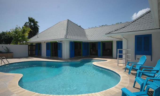 Canaan Villa | Cisantt Villa - A charming villa in gated development