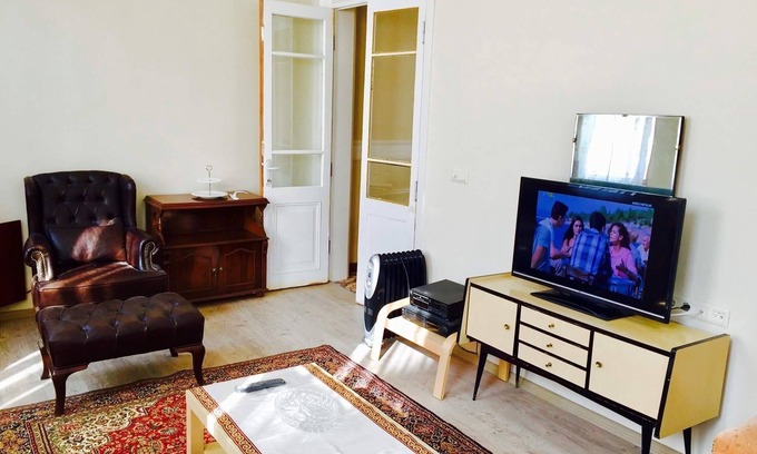 Konak House | City Apartment In Lively İzmir