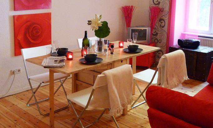 Schoeneberg Apartment | City- Apartment 'Rosen' - near Potsdamer Platz, Downtown