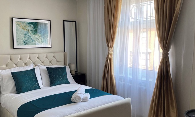 Birmingham House | City Break- Luxe 3 bedroom home,nIdeal for Families/Friends/Business/Contractors