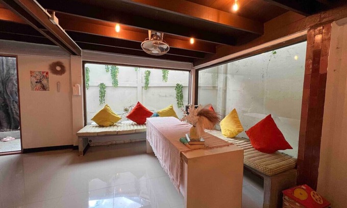 Bang Rak Apartment | CITY Center 5 BR cozy home, the famous TALAT NOI
