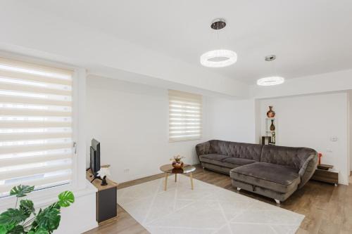 Resita Apartment | City Center Accommodation 211