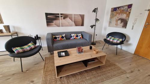 Acropolis Apartment | City Center Apartment 2