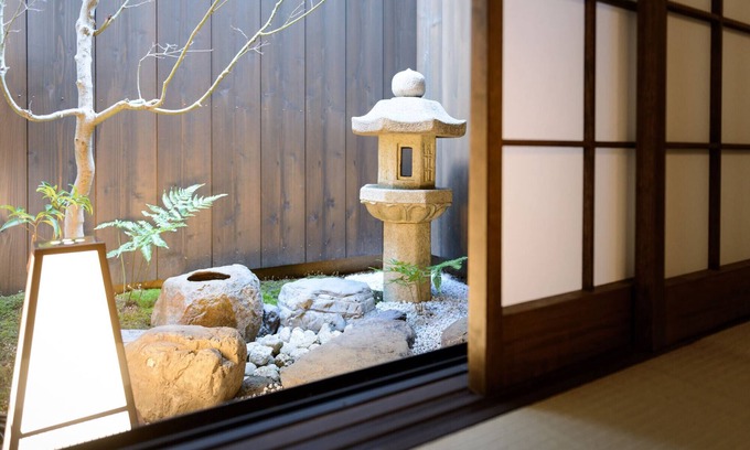 Shijo Ski Chalet | City Center, Charming, Peaceful Home- Kyoka-an