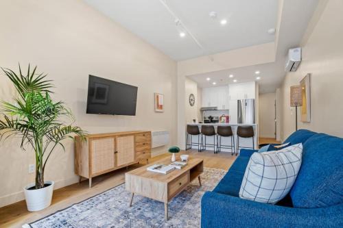 Gay Village Apartment | City Center King Loft
