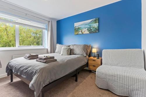 Belle Vue House | City Centre House Etihad and Parking