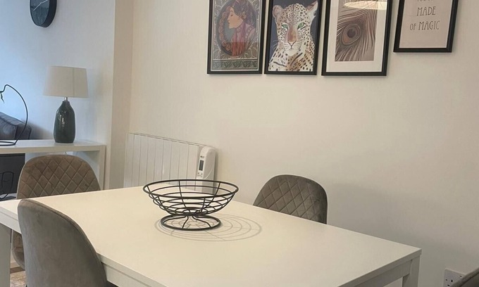Cathays Apartment | City Centre Luxury apartment