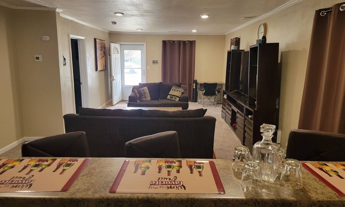 Amarillo House | ★City Cottage★2BR/1BA Near Downtown