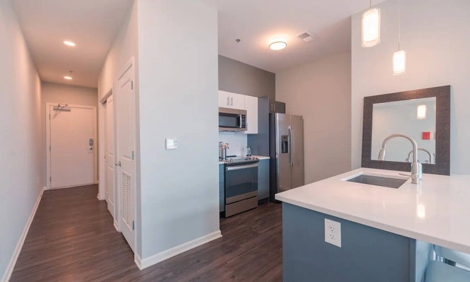 North Kansas City Apartment | City Escape - 1BR Loft 1.7 Miles - Downtown