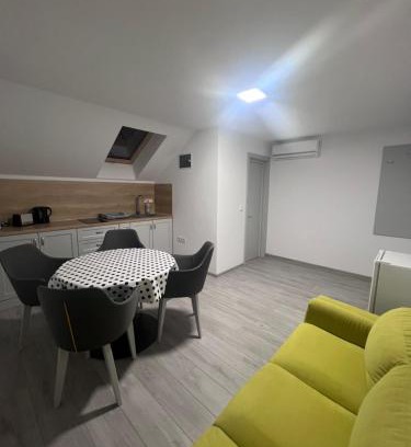 Zalau Apartment | City Escape