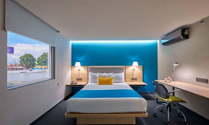 Toluca Hotel | City Express Suites by Marriott Toluca