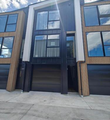 Addington Apartment | City Fringe Executive - Addington