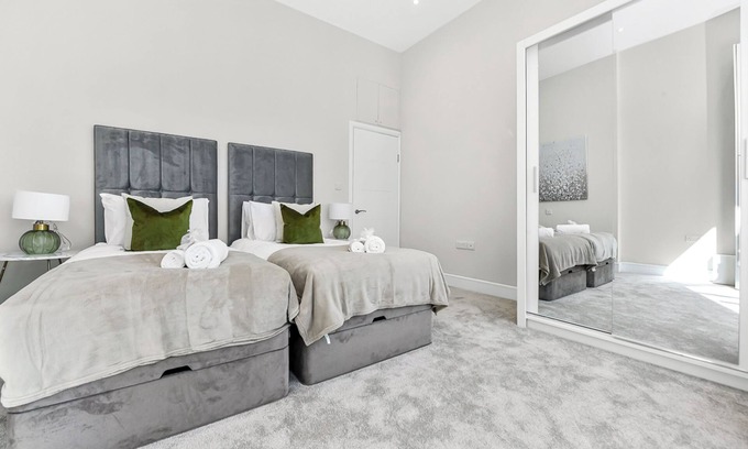 Knight's Hill House | City Haven for Families with Ample Outdoor Area
