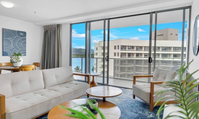 Cairns Central Business District Apartment | City Living at Harbour Lights on the Waterfront