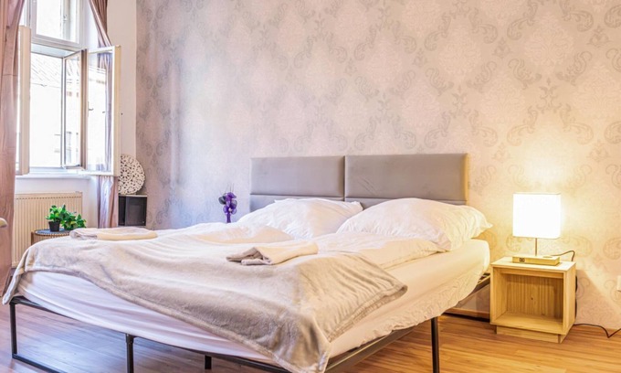 Ottakring Apartment | City Living, Suburban Feel 1BR Apt. At Prime Spot