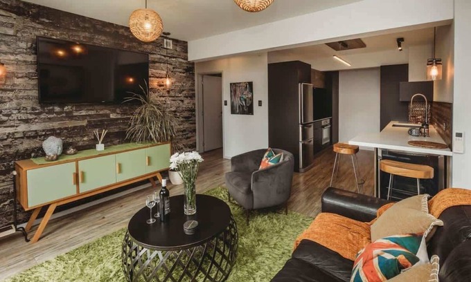 New Plymouth Apartment | City Living Unit 2 - 5 min stroll to CBD