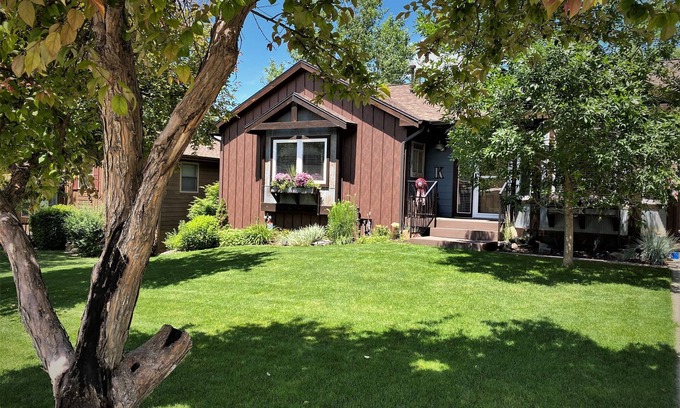 Rapid City House | City Living with Private Country Atmosphere