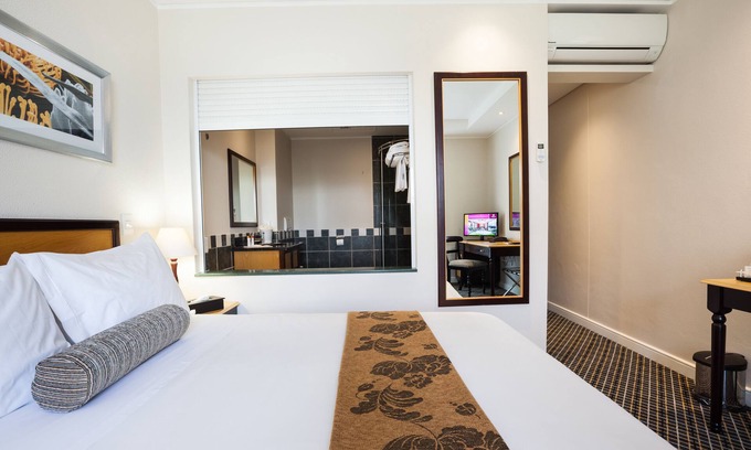 Goodwood Hotel | City Lodge Hotel GrandWest