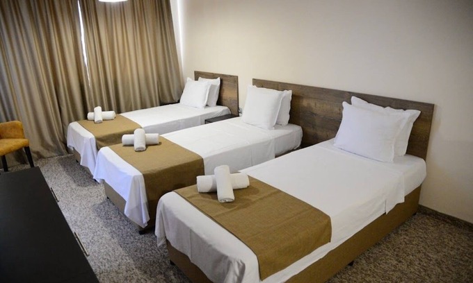 Botevgrad Hotel | City Plaza