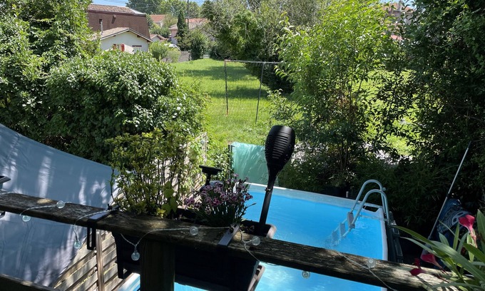 Bordeaux House | City relaxation with pool and air conditioning