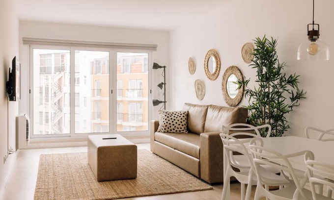 Pena Apartment | City Stays São Lázaro Apartments