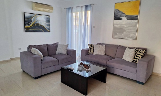 Strovolos Apartment | City Sunshine, Strovolos, Nicosia - Excellent location!