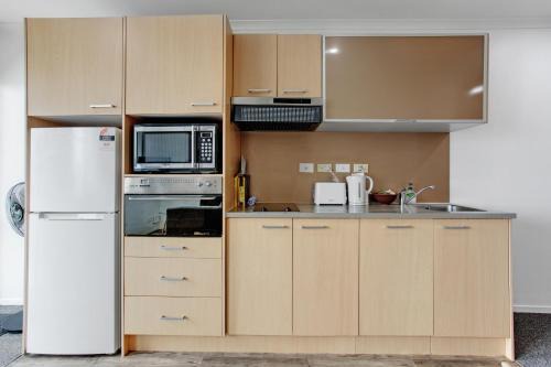 Newton Apartment | City Verve 2BR Apt with City Views and Wi-Fi