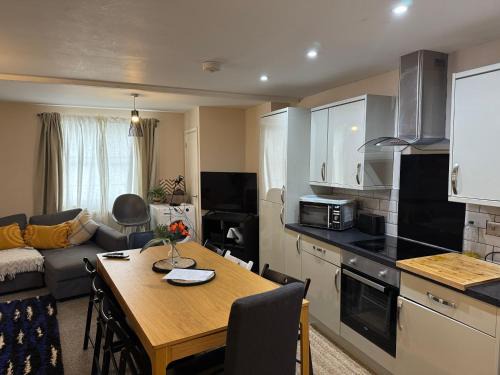 Hanham Apartment | City view apartment