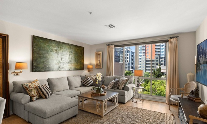 Downtown San Diego Apartment | Cityscape Hive Heart of Little Italy