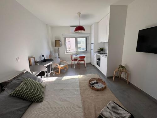 Lykabittos Apartment | Cityscape Urban Apts