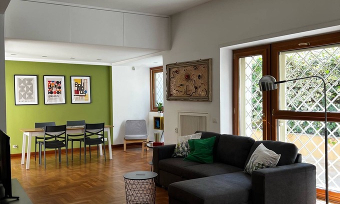 Quartiere Coppede Apartment | Civic1, charming family accommodation with garden
