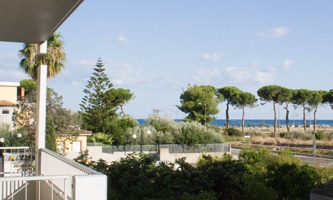 Rocca Imperiale Marina Apartment | CIVICO33 Residence for short and medium periods