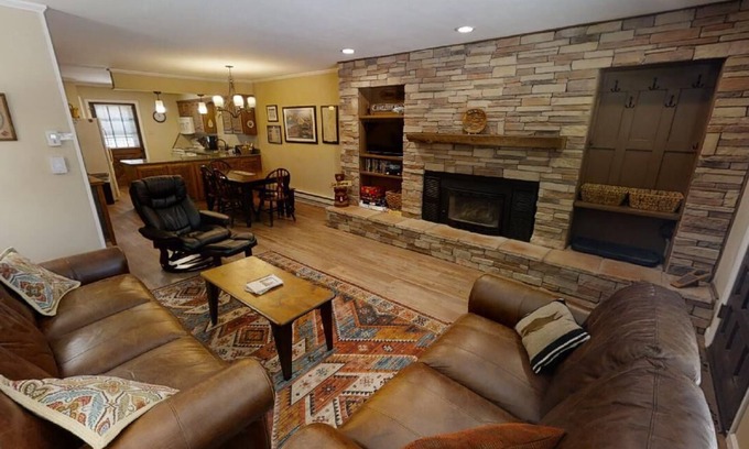 Red River House | CJ Townhouse 5 - On The River - Across from the Fishing Ponds - In Town - NFL Su