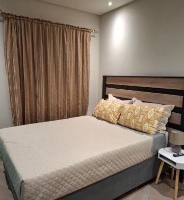 Berea West Apartment | Claire's Hill on Renown