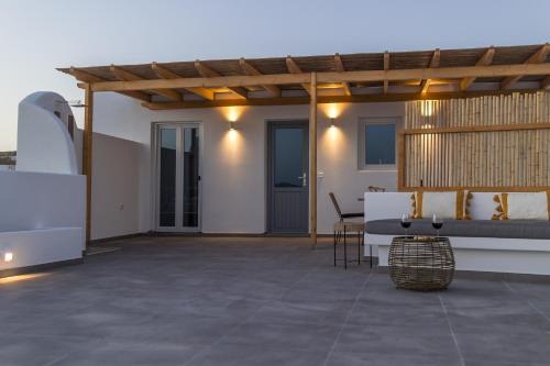 Milos House | Clara Terra