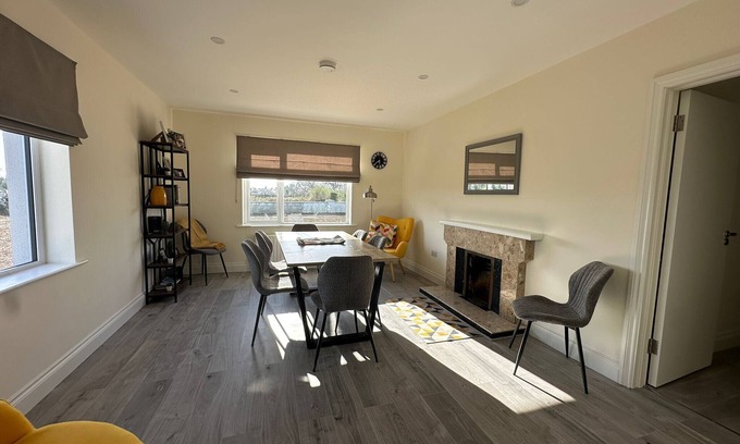 Corrandulla Cottage | Claregalway Cottage Modern Sleeps 8