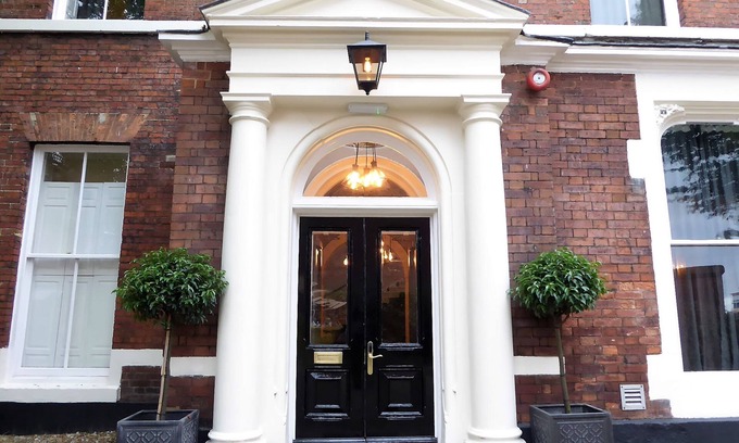 Leeds Apartment | Claremont The Corson