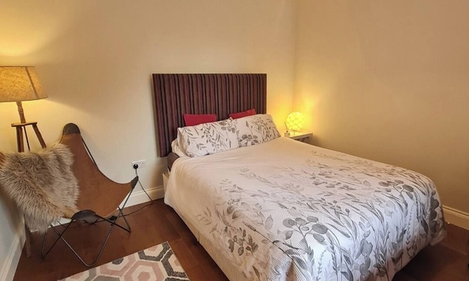 Clarinbridge Cottage | Clarin Rest, luxury private room, Clarinbridge Wild Atlantic Way, Galway.