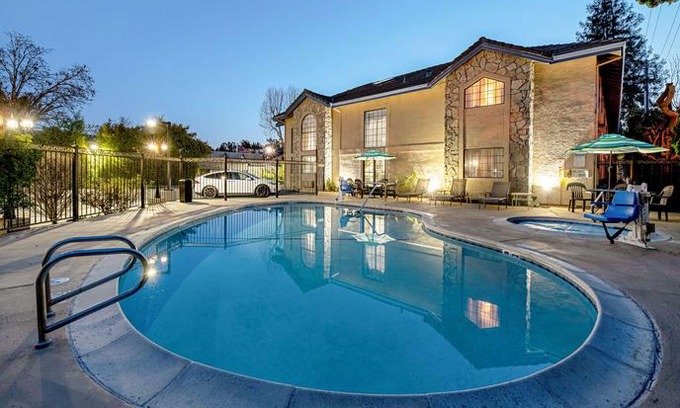 South San Jose Hotel | Clarion Inn Silicon Valley