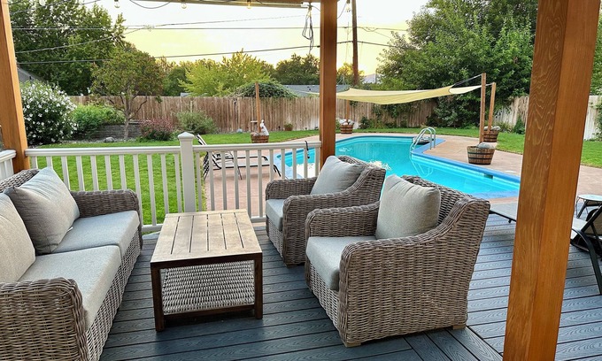 Clarkston House | Clarkston House with pool! Relax and enjoy with family and friends