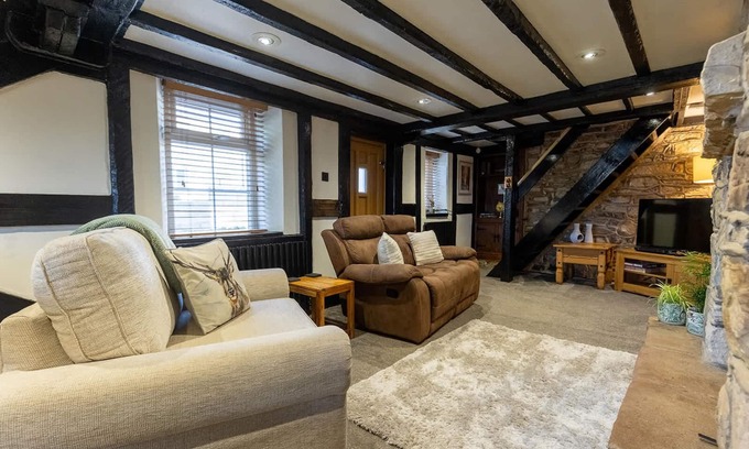 Stainburn Cottage | Classic 2 Bed Cottage with Fire Place & Bath TV