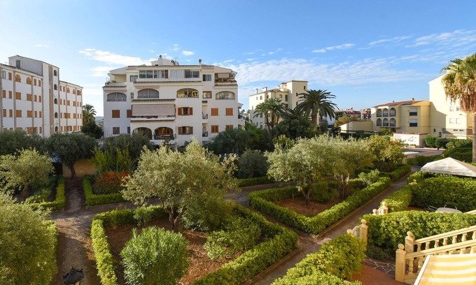 Aduanas Apartment | Classic apartment in Javea, Costa Blanca, Spain with communal pool for 2 persons