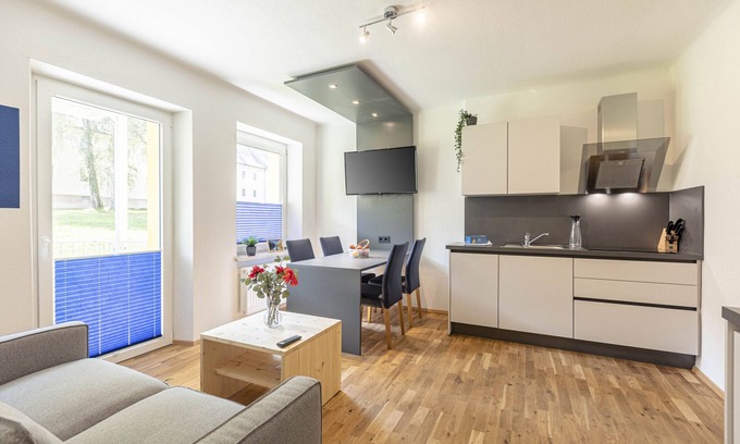 Eisenerz Apartment | Classic Apartment with Whirlpool bath
