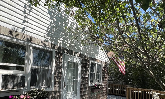 Fair Harbor Cottage | Classic Beach House & Cottage!