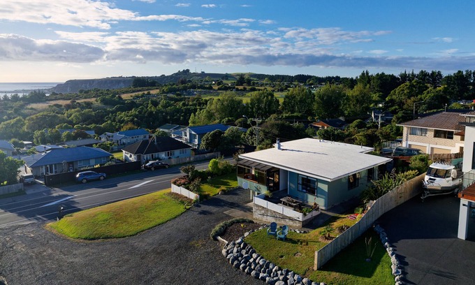 Kaikoura House | Classic Charm | Sea & Mountain Views - KK5170